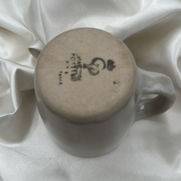 Chatham Pottery Mug - Picture 4 of 4